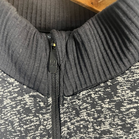 Lululemon Rest Less Pullover SIZE 10  Black Half Zip READ - Picture 3 of 7